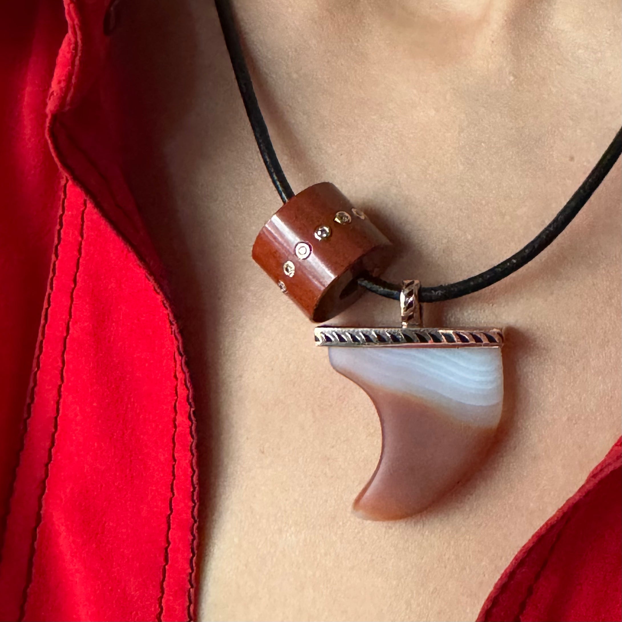 Dezso 18k Black Enamel. Agate Grande Shark Fin Pendant