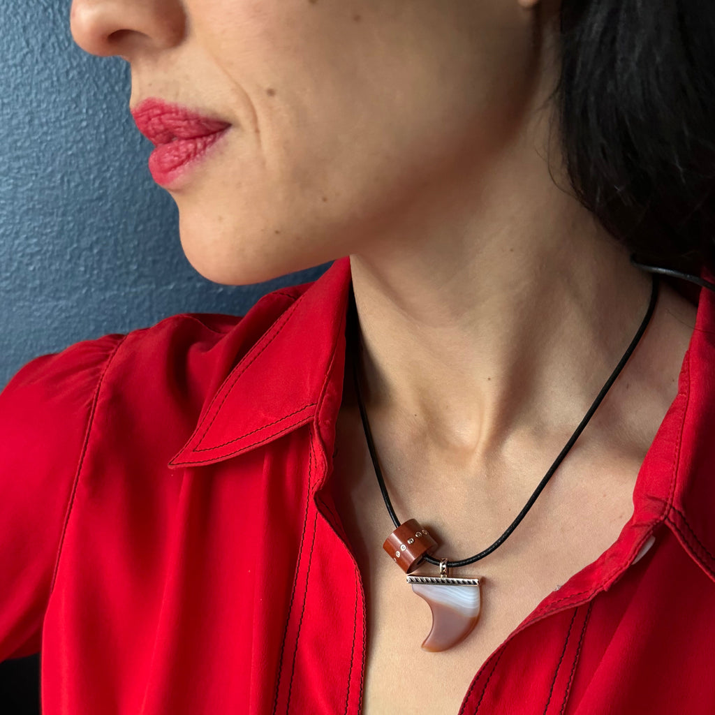 Dezso 18k Black Enamel. Agate Grande Shark Fin Pendant